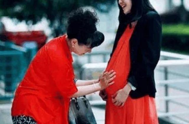你的育儿经：“咬咬牙就挺过去了”，因婆婆拒绝剖腹产，26岁产妇大出血去世