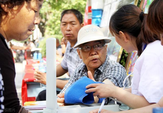 又一起：吃他汀7年，无恙！联合用药1个月，突发肾衰竭死亡