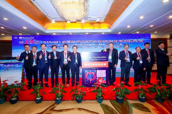 肠癌发病率逐年攀升，经阴道取肿物腹部不留手术创口