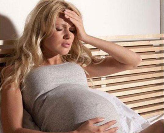 你的育儿经：孕妈熬夜的时候，胎宝宝在干什么？了解这些后不忍心再熬夜