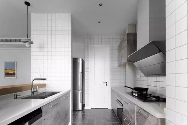 北欧风格三居室装修案例，120平米的房子装修多少钱？