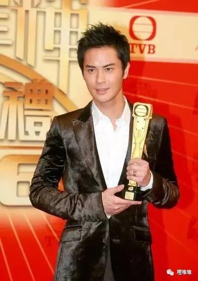 前后宣布当妈当爸,这对前任CP还有人磕吗?|影视交流地