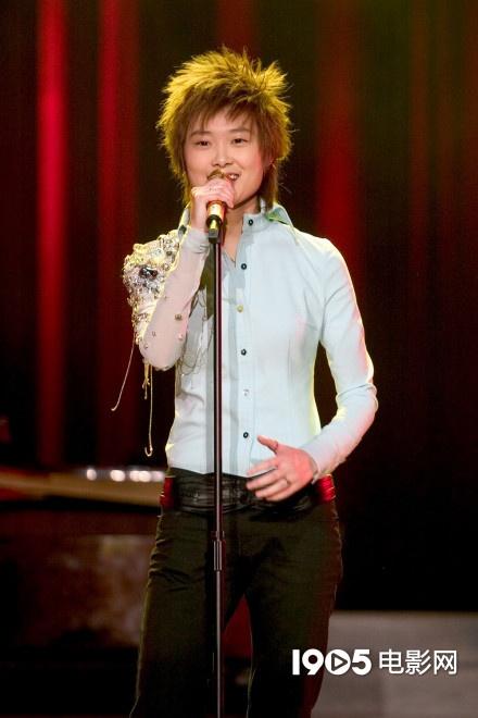 【影视交流地】重温青葱岁月！李宇春15年前珍贵帅气照片曝光