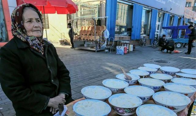 旅行柚子君▲新疆伊犁伊宁市汉人街大巴扎游记