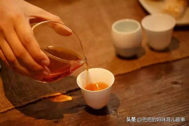 「你的育儿经」孕期准妈妈这4种水不要随便喝!自己享受到了,胎儿发育却受影响