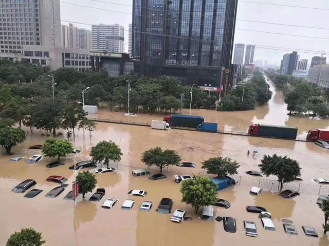 『开心的笨小孩』暖哭！二胎妈妈暴雨夜临产，多亏了他们！