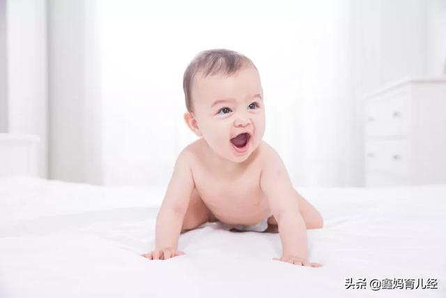 温暖的襁褓|「宝宝健康」宝宝突然“爱上”摇头,难道是缺钙吗?
