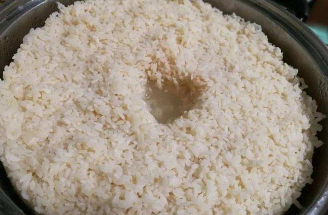 醪糟的制作方法，甜酒糯米酒农家传统做法，酒香味醇，滋补养身