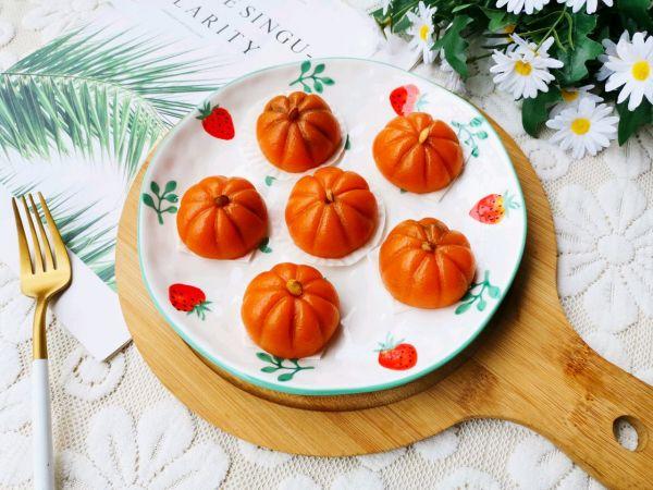 #一起加油，我要做A+健康宝贝#软糯香甜的南瓜豆沙包