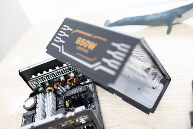 质保10年，买了绝对不亏，机箱里最值得投资的硬件，超频三七防芯