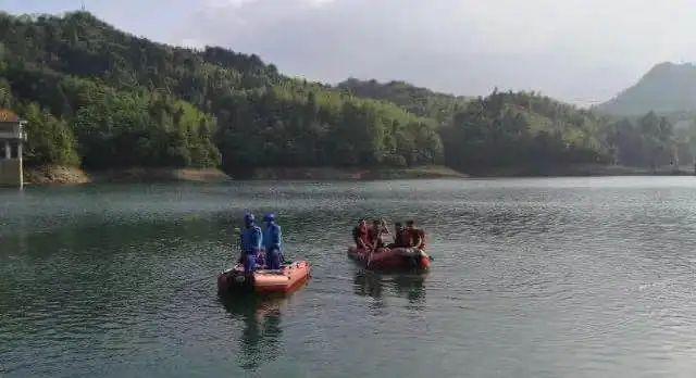 超级宝妈：一天内3名少年溺亡，最小者6岁，游泳虽好，但要牢记这7点