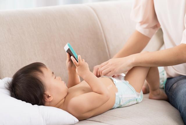 “不穿内裤羞不羞”来自幼儿园同伴的嘲笑，给各位妈妈以警醒