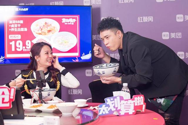 “首届中国餐饮品牌节”在广州举行