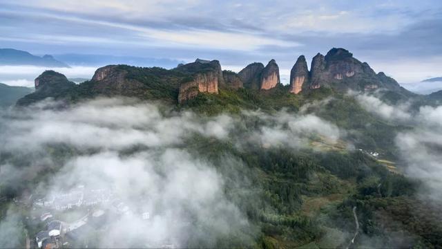 #约吗旅行#中国绿都 最氧三明 | 春来希望至，暖风拂过洒满阳光的大金湖