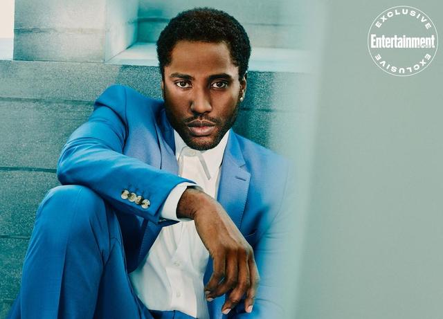 蠢萌小萝莉|诺兰导演《信条》曝光新剧照和片场照 三大主演登上《娱乐周刊》封面