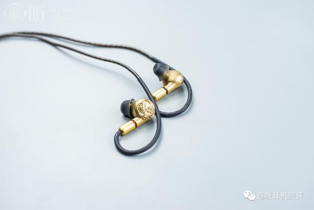 大气典雅：IKKO OH7 入耳式耳机体验测评报告