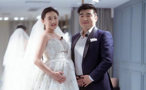 [你的育儿经]“这儿媳真难当”，何雯娜孕期被婆婆劝吃，吃不下去厕所吐
