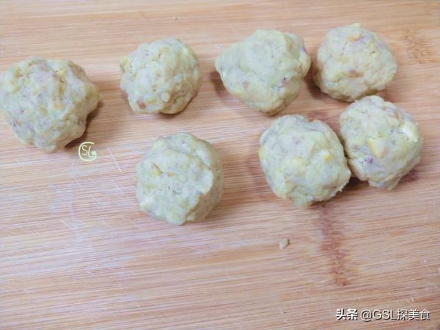 板栗酥饼的家常做法，一次开酥，不用烤箱，香甜酥脆，咬一口掉渣