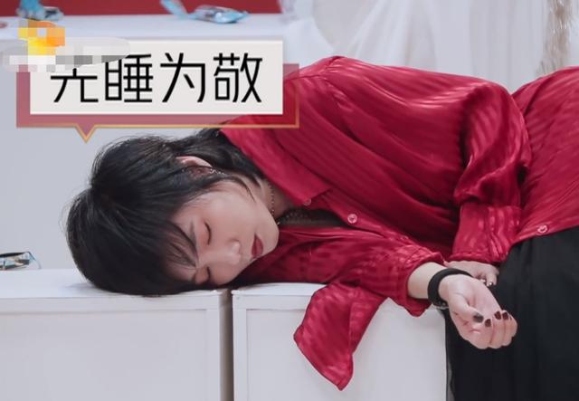 电影工厂|湖南台迎来史上最乱真人秀：选手睡觉，导师被骂，导演组临时开会