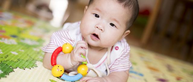 [你的育儿经]为什么给宝宝“过百天”？看百天宝宝的生长发育指标，变化真不小