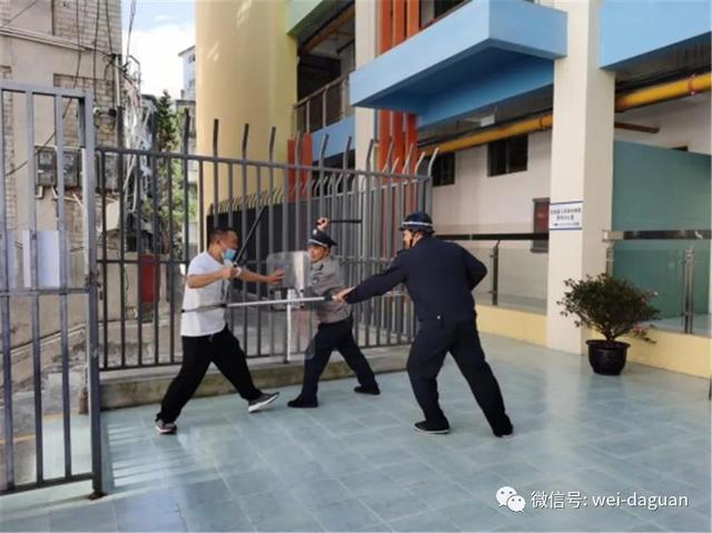 温暖的襁褓|教育｜幼儿时光，幸福园里真情相守