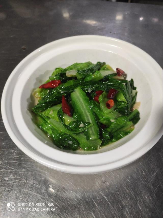 家常菜炝炒油麦菜制作方法