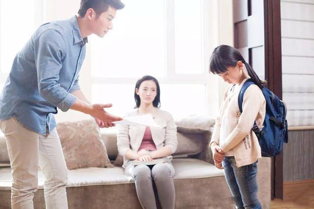 「天使宝贝」爸爸的“负能量”会拖累家庭,妈妈的努力再多,也难教出优秀孩子