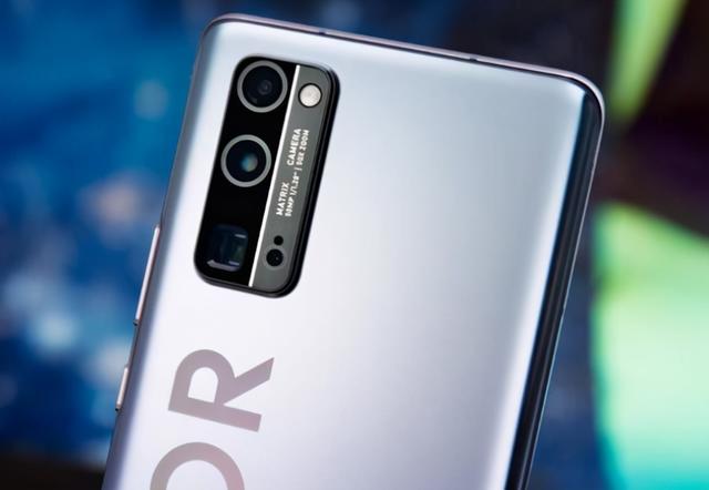 荣耀手机：一个旧时代结束了，一个新时代开始了