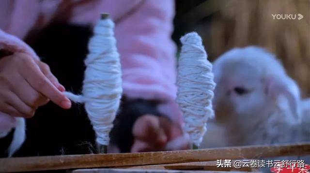 [超级宝妈]李子柒实物表演做红斗篷