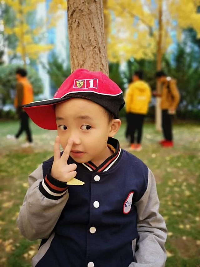 你的育儿经：蓝色行动丨凡尘安星家长：十年后我希望