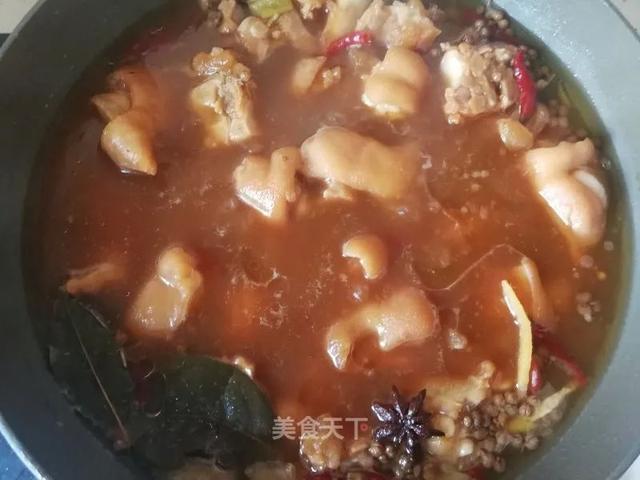 猪蹄这样做，软而不烂，肥而不腻！香糯可口，入口即化！家人超爱吃