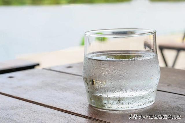 幸福的小调|妈妈目睹2岁儿子，从16楼阳台坠亡，抱住遗体崩溃怒吼一句话