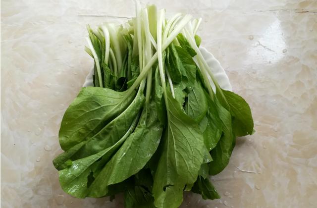 冬天，就馋这“菜团子”，粗粮细作，全面营养，比吃馒头强多了