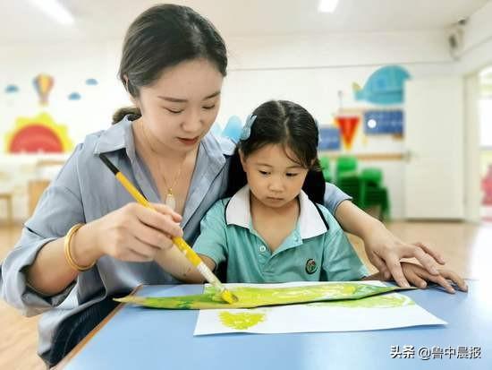 家有儿女|幼儿园里过端午 感受传统乐趣多