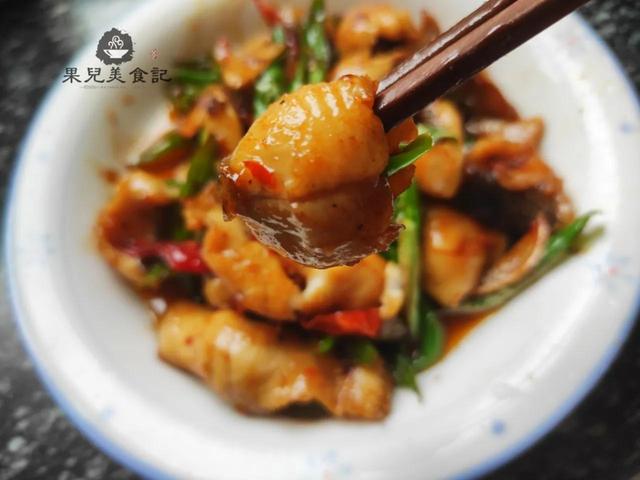 爆炒鱼片，不要直接下锅炒，教你正确做法，鱼片滑嫩鲜香又完整