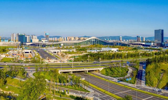 天府|走进天府新区功能区系列报道②｜建设面向世界的CBD 天府总部商务区全面起势