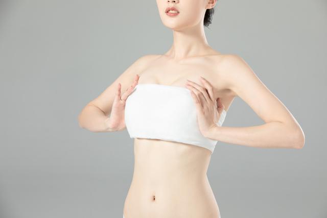 #你的育儿经#得了乳腺炎！到底可不可以哺乳？