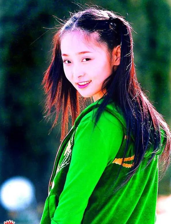 《东成西就》合影，林青霞hold住了王祖贤张曼玉，刘嘉玲就是妹妹影视交流地