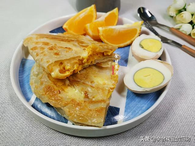 红薯手抓饼，煎一煎，香甜不腻，管饱又解馋