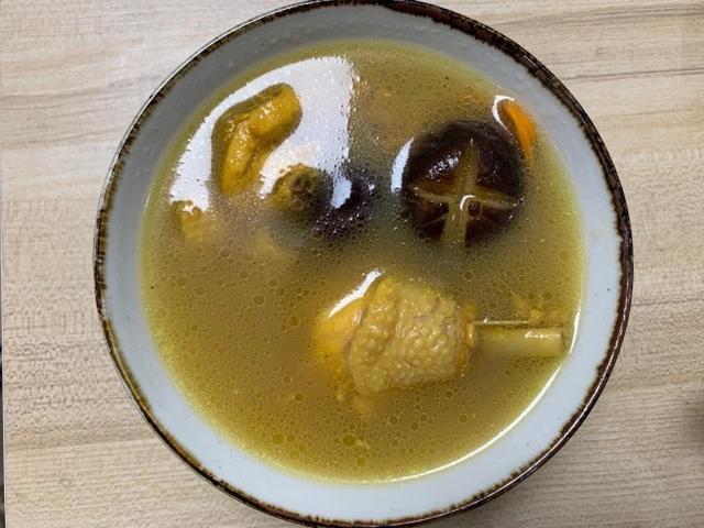 [你的育儿经]月子饮食“四吃六不吃”，产妇补营养母乳足，还利于身体恢复