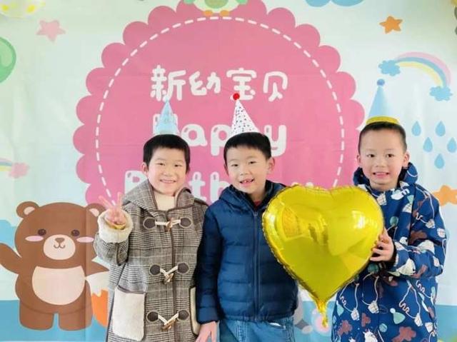 孩子|叮咚，按时长大！新天地幼儿园为萌娃和老