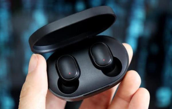 陆小曼|超越华为、仅次三星!红米新王牌诞生,登上拿下世界第三的宝座