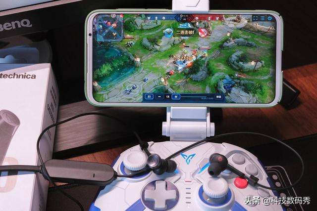 铁三角CKS330XBT耳机超长续航20h，游戏跑步玩家最爱