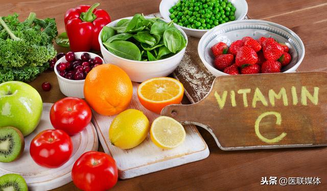 更年期是女性“必经之路”，4大营养物质，助你安稳度过