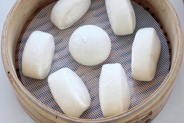 馒头|想吃馒头自己蒸，掌握小技巧，光滑细腻又暄乎，一出锅孩子就吃仨