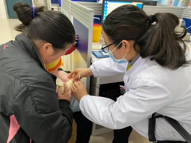 接种|莲都区首家智慧化预防接种门诊上线，扫它就搞定！攻略戳进来→