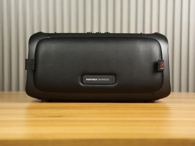 JBL PARTYBOX ONTHEGO体验 转为派对打造
