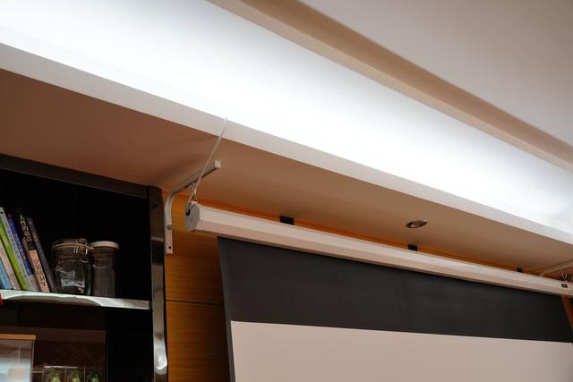 2400ANSI亮度！入门高端旗舰坚果J10画质及效果展示