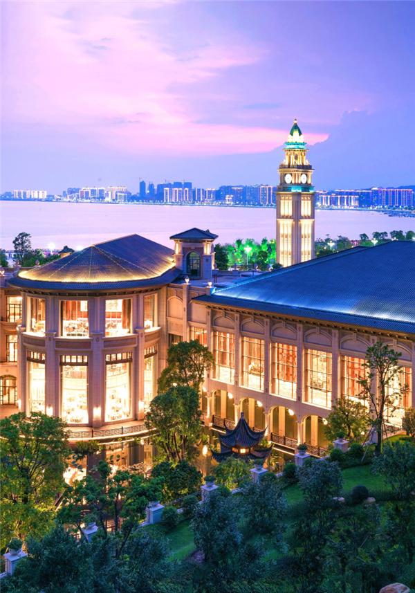 人居|地产观察｜高品质引领人居发展