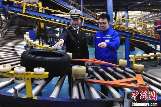 进口|前2个月山东省外贸进出口同期增长近四成